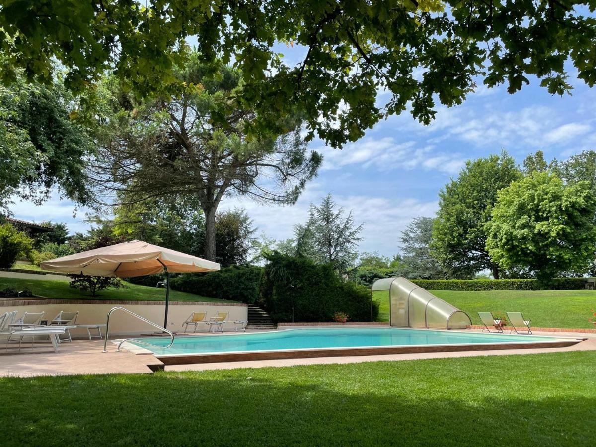 Tenuta Degli Angeli Rossi Asti Luaran gambar