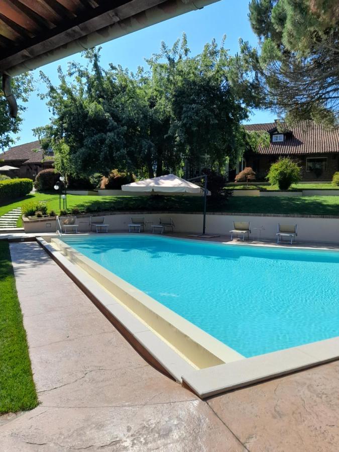 Tenuta Degli Angeli Rossi Asti Luaran gambar