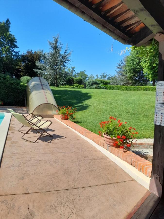 Tenuta Degli Angeli Rossi Asti Luaran gambar