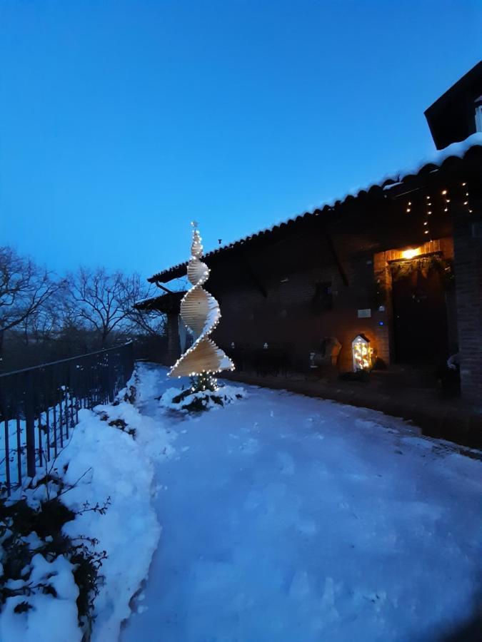 Tenuta Degli Angeli Rossi Asti Luaran gambar