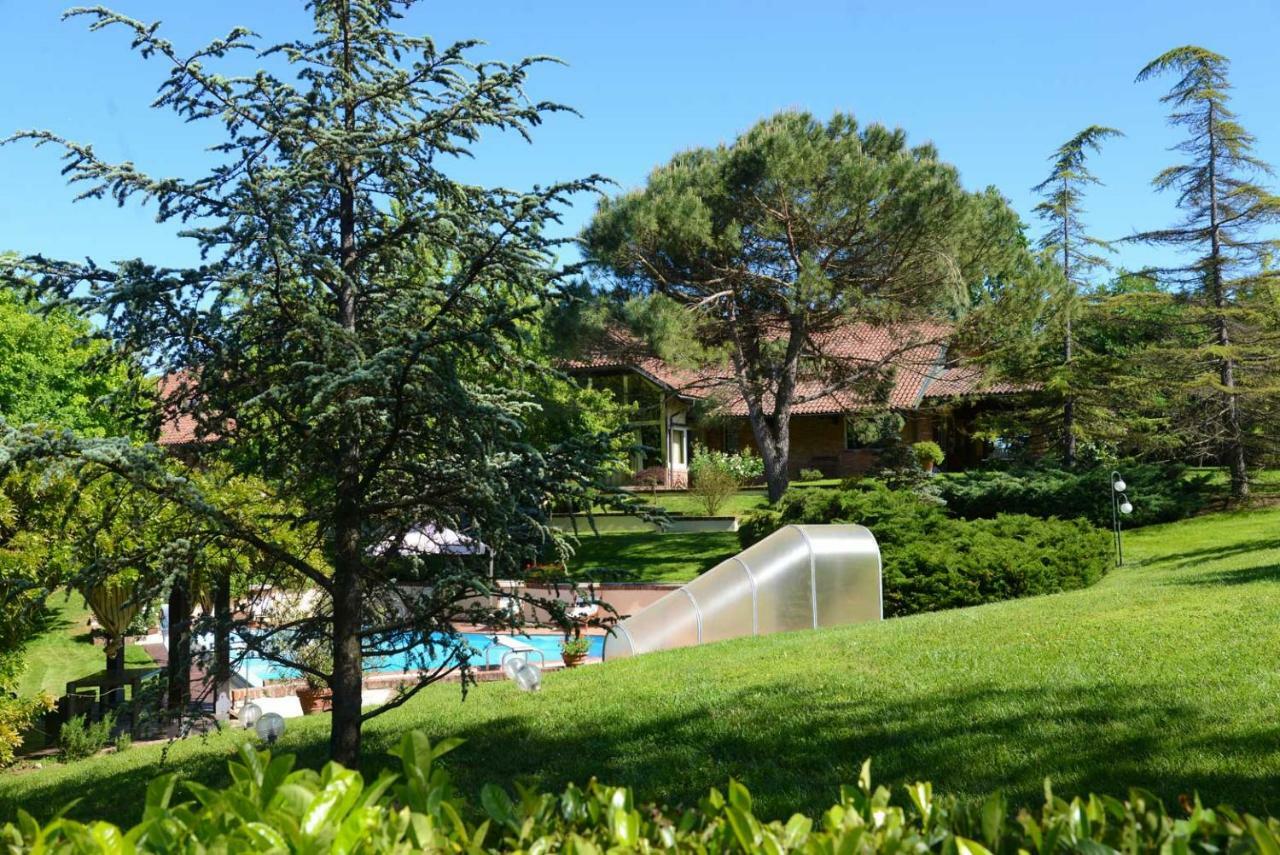 Tenuta Degli Angeli Rossi Asti Luaran gambar